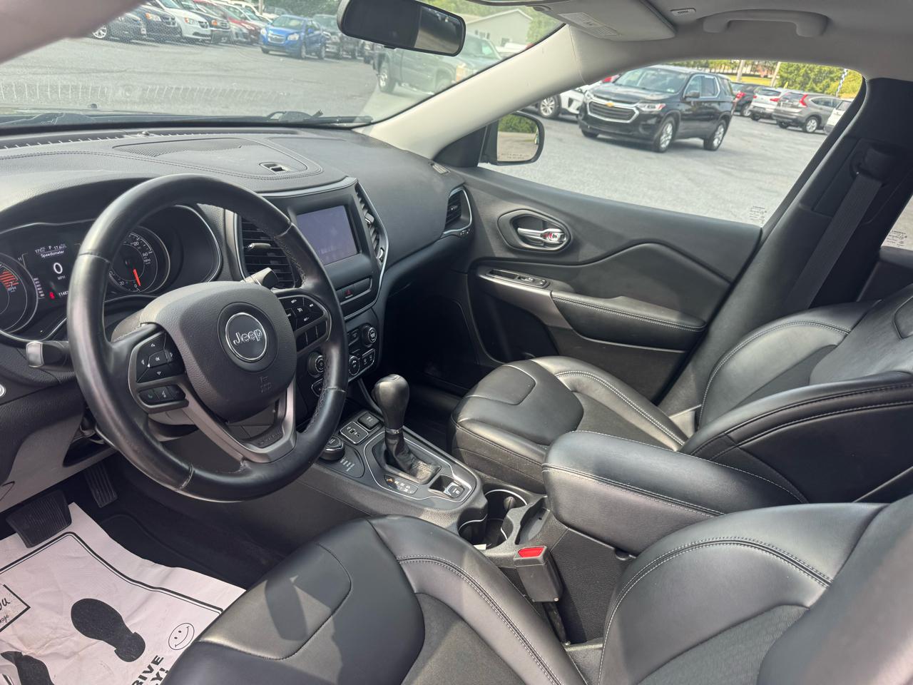 Jeep Cherokee Latitude Plus 4x4 2019