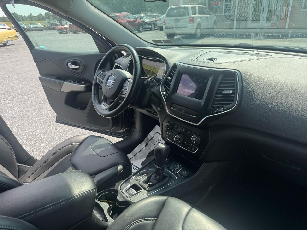 Jeep Cherokee Latitude Plus 4x4 2019