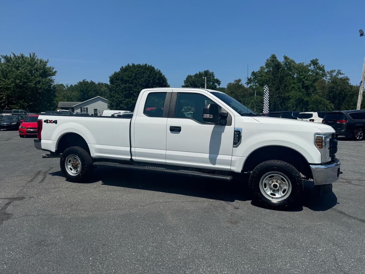 Ford Super Duty F-250 SRW XL 4WD SuperCab 8' Box 2019