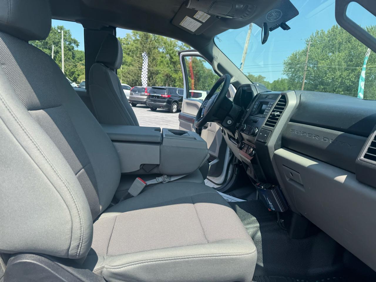 Ford Super Duty F-250 SRW XL 4WD SuperCab 8' Box 2019