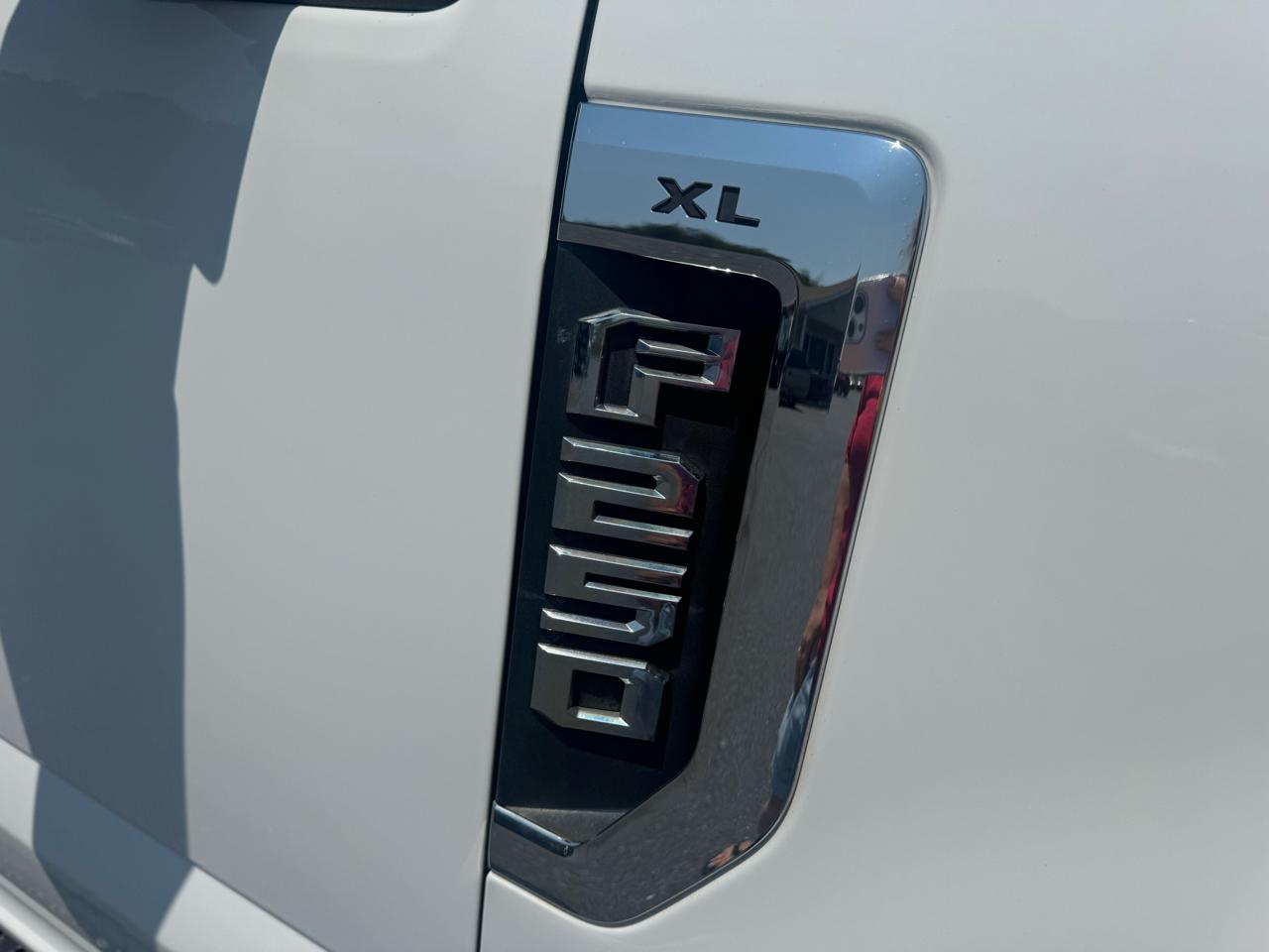 Ford Super Duty F-250 SRW XL 4WD SuperCab 8' Box 2019