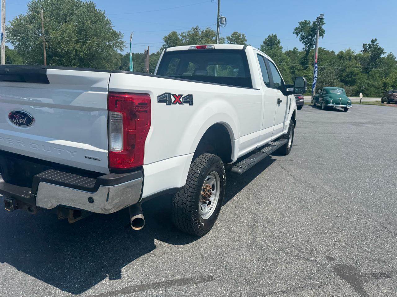 Ford Super Duty F-250 SRW XL 4WD SuperCab 8' Box 2019