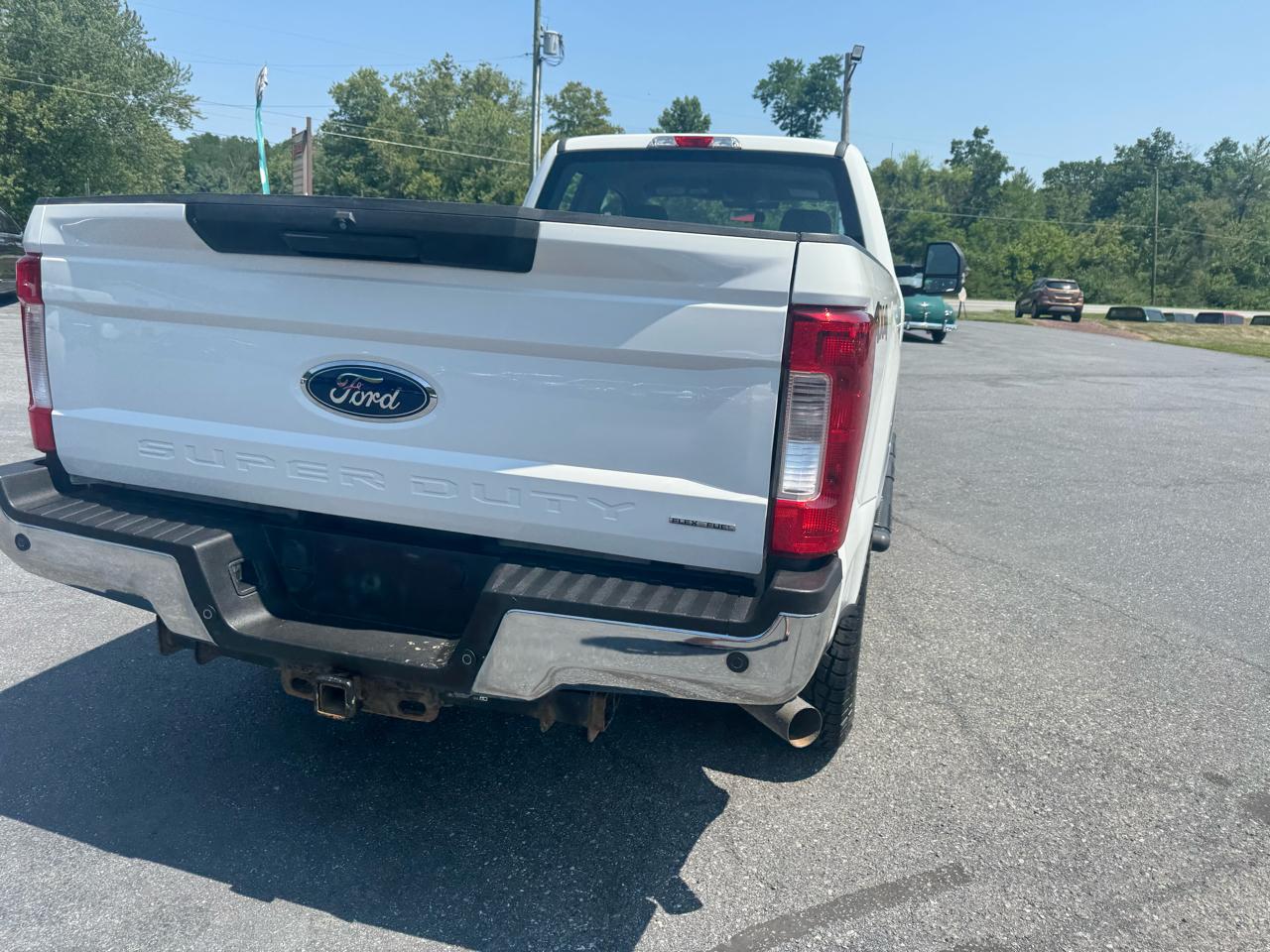 Ford Super Duty F-250 SRW XL 4WD SuperCab 8' Box 2019