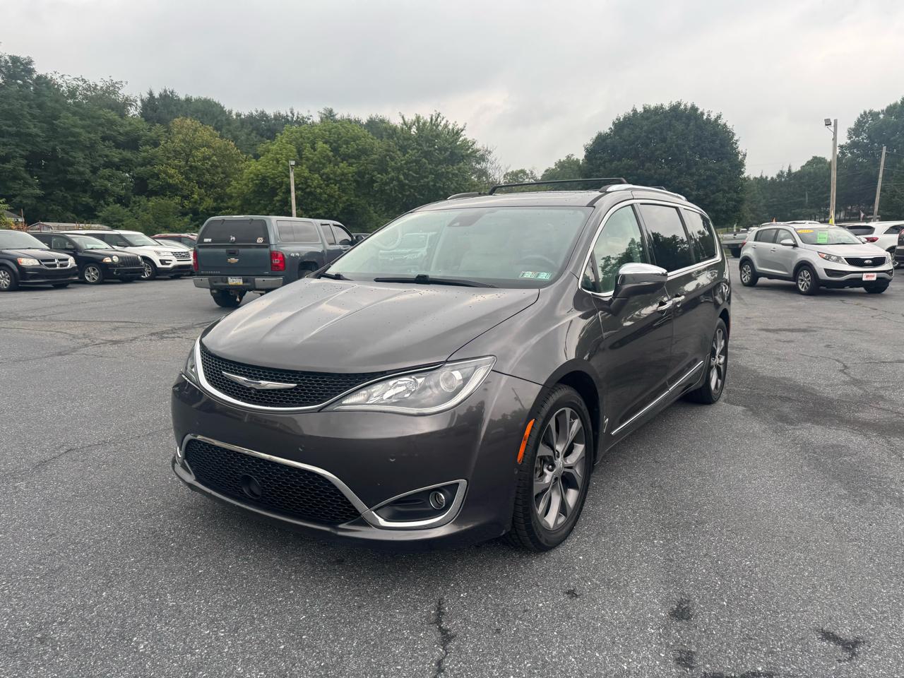 Chrysler Pacifica Limited FWD 2017