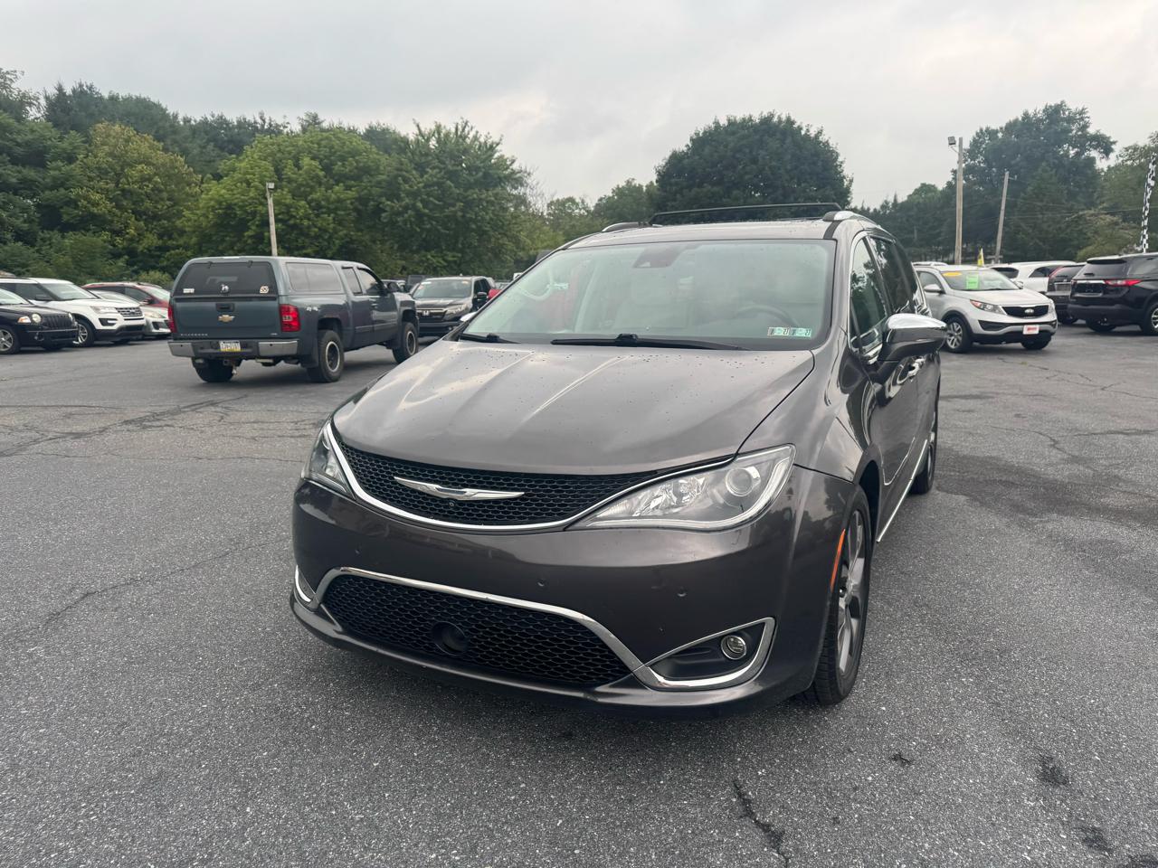 Chrysler Pacifica Limited FWD 2017