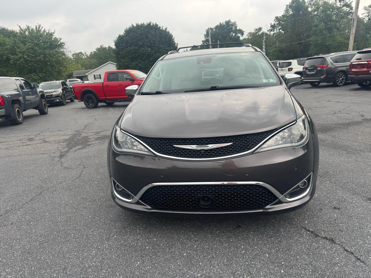 Chrysler Pacifica Limited FWD 2017