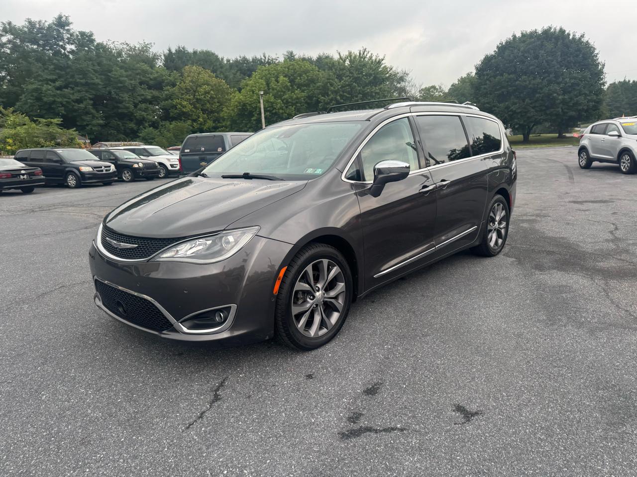 Chrysler Pacifica Limited FWD 2017