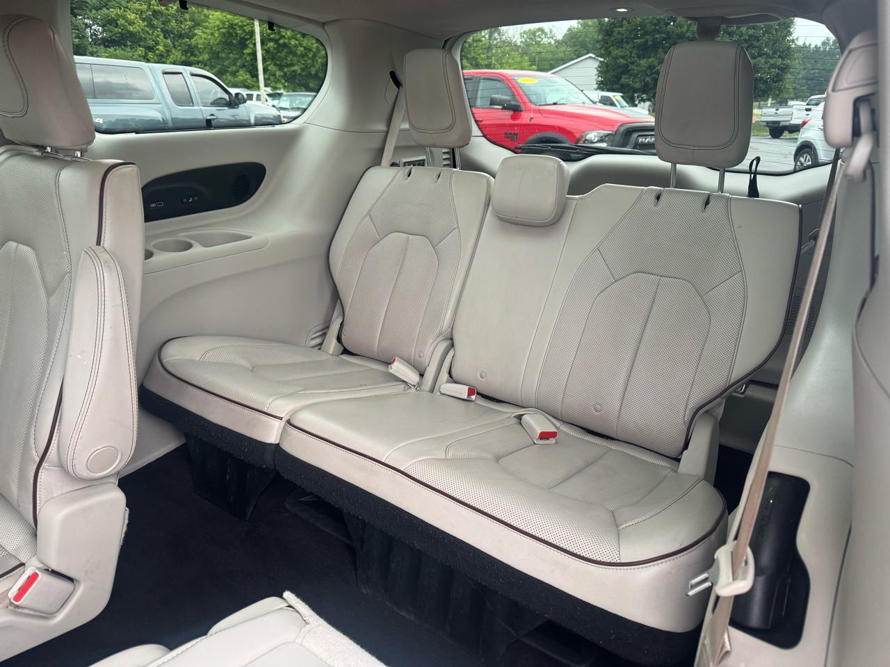 Chrysler Pacifica Limited FWD 2017