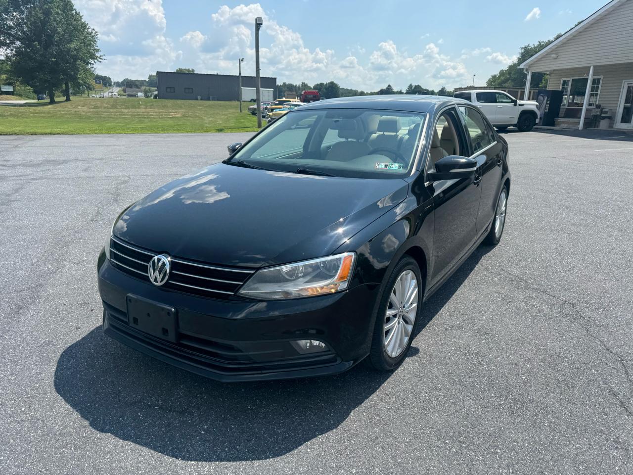 Volkswagen Jetta Sedan 4dr Auto 1.8T SE PZEV 2015
