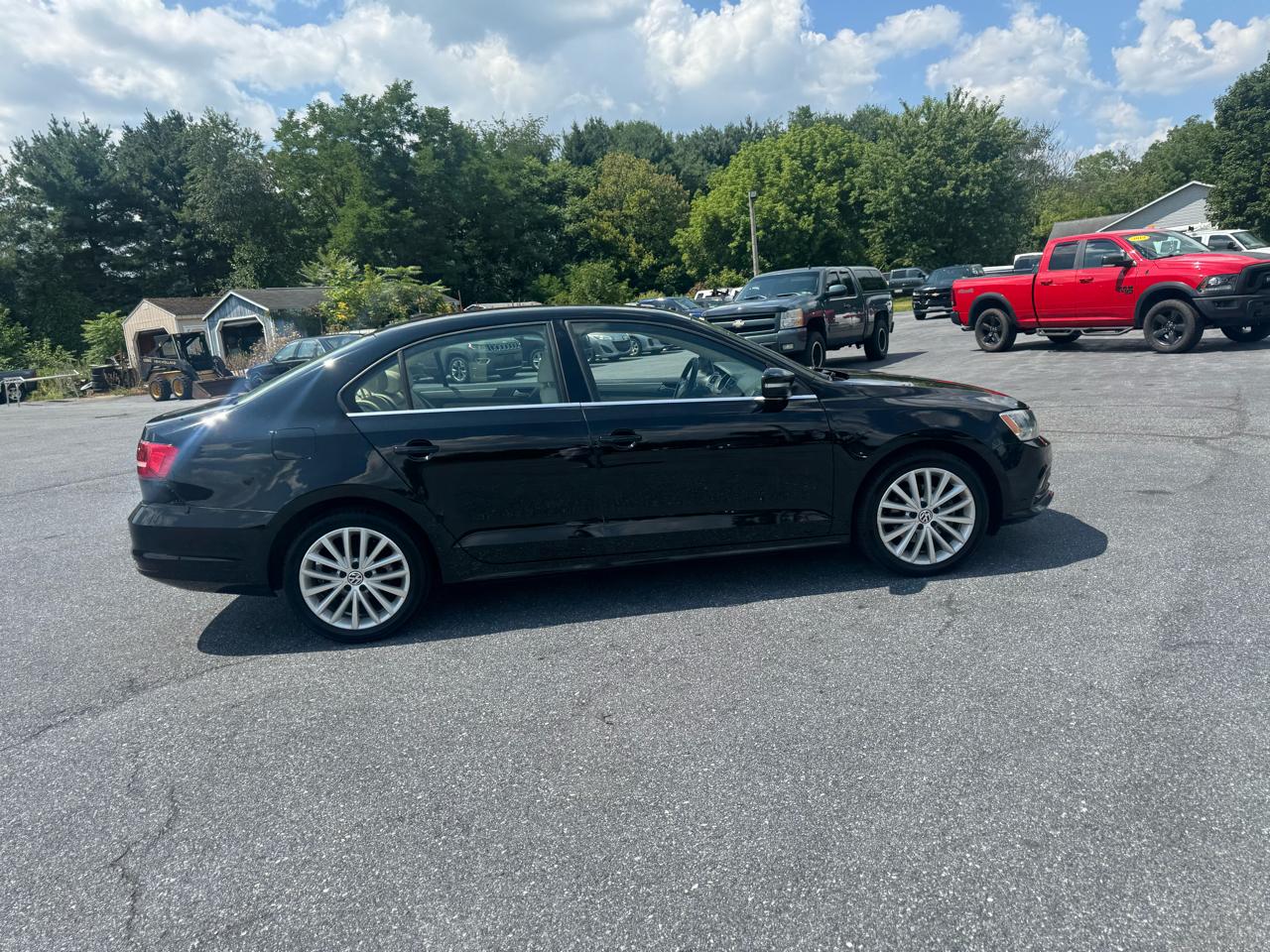 Volkswagen Jetta Sedan 4dr Auto 1.8T SE PZEV 2015