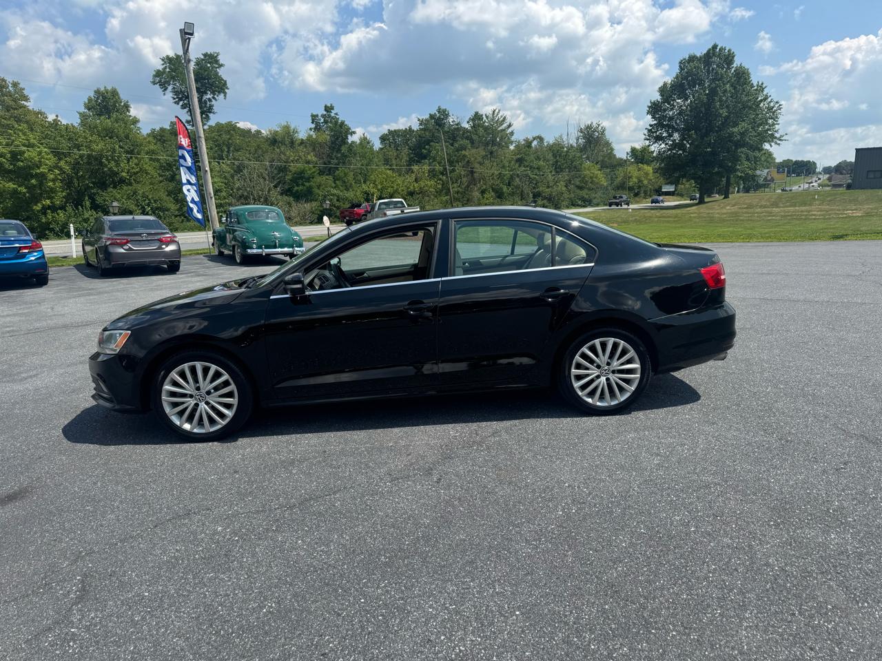 Volkswagen Jetta Sedan 4dr Auto 1.8T SE PZEV 2015
