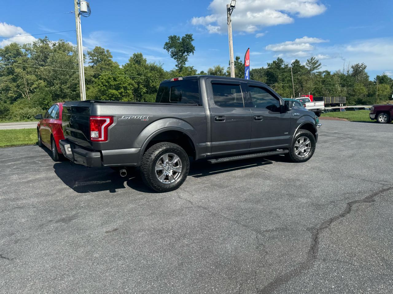 Ford F-150 4WD SuperCrew 145" XLT 2016