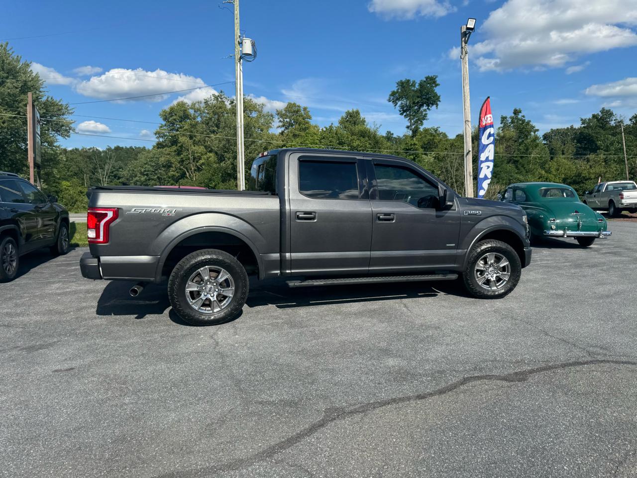 Ford F-150 4WD SuperCrew 145" XLT 2016