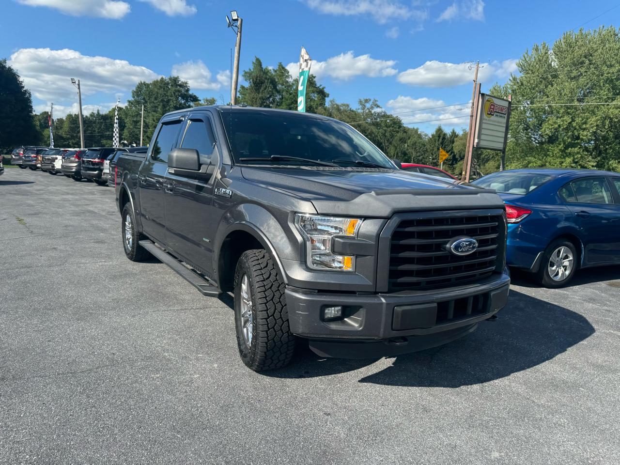Ford F-150 4WD SuperCrew 145" XLT 2016