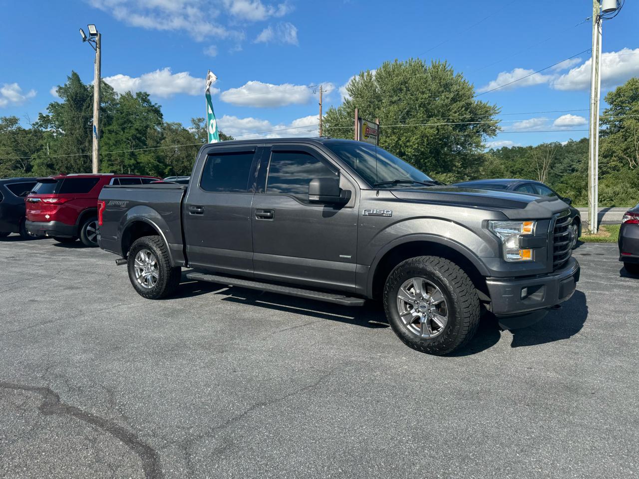 Ford F-150 4WD SuperCrew 145" XLT 2016