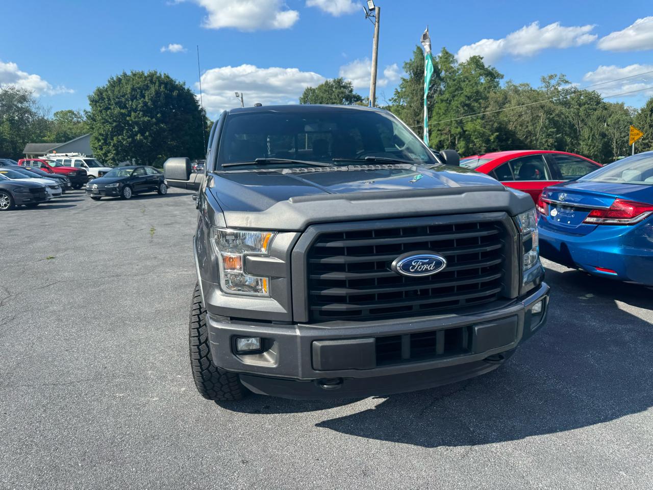 Ford F-150 4WD SuperCrew 145" XLT 2016