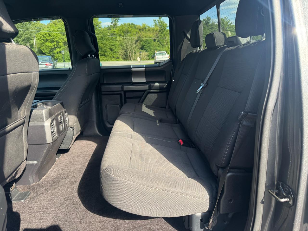 Ford F-150 4WD SuperCrew 145" XLT 2016