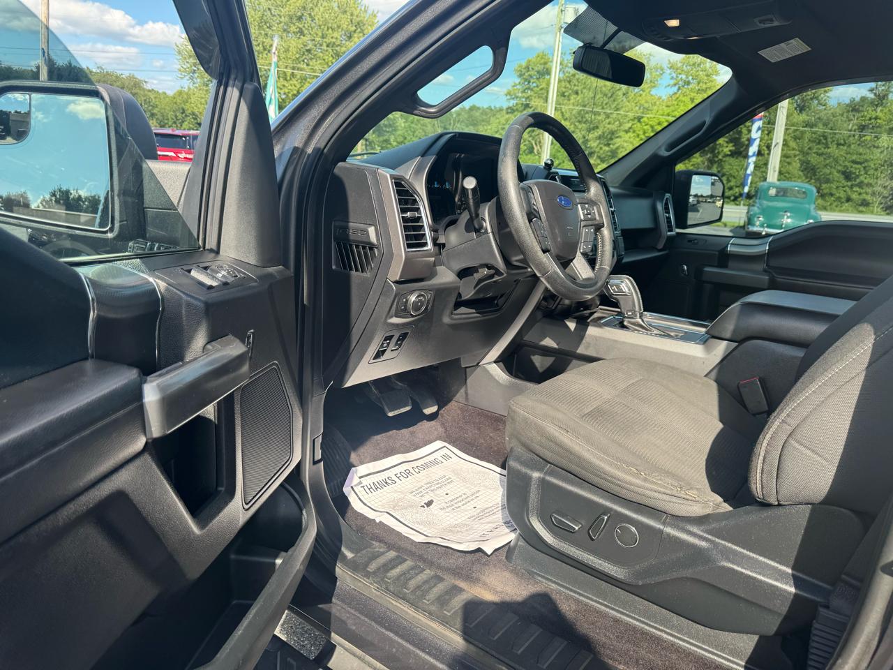 Ford F-150 4WD SuperCrew 145" XLT 2016