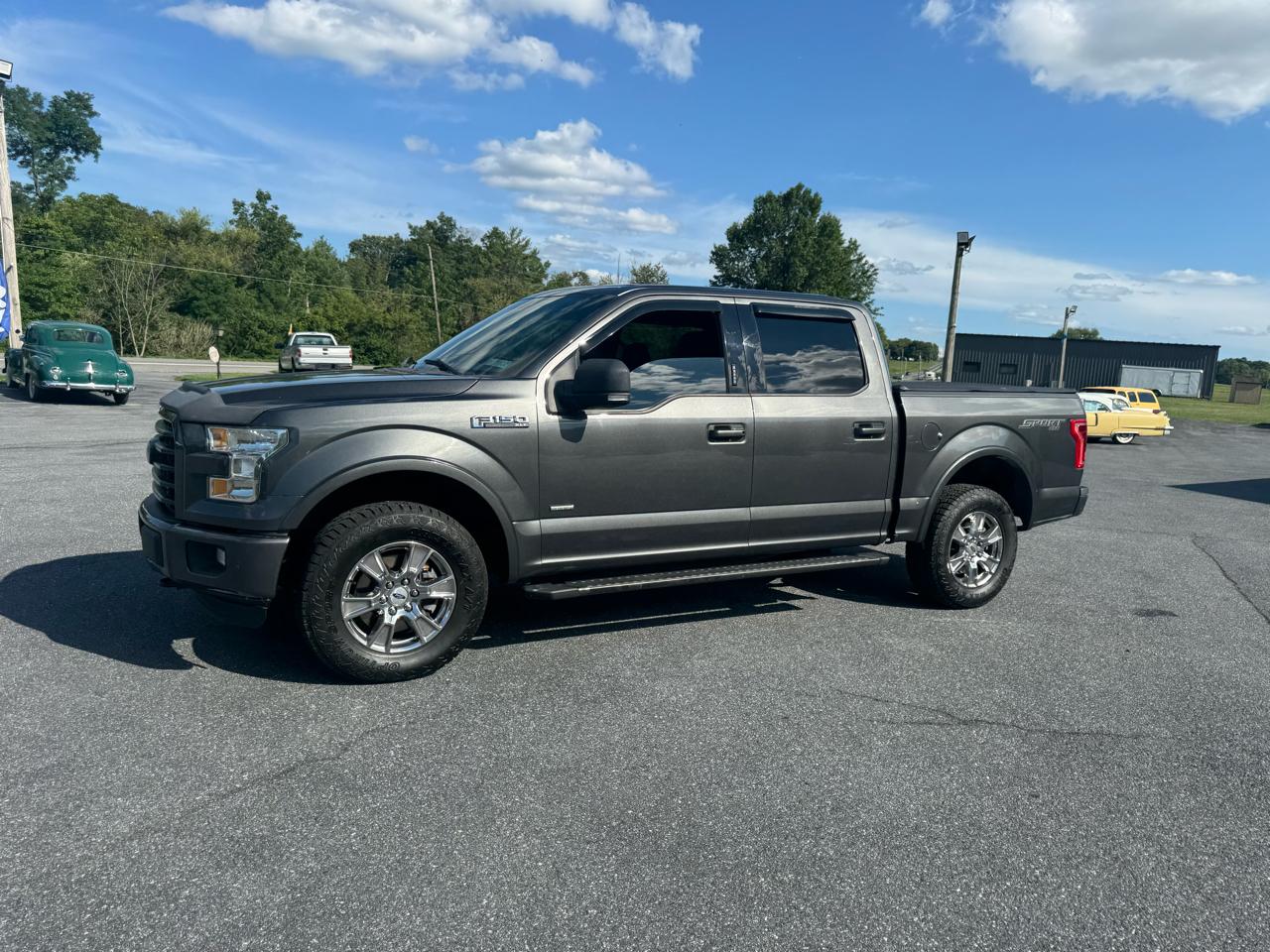 Ford F-150 4WD SuperCrew 145" XLT 2016