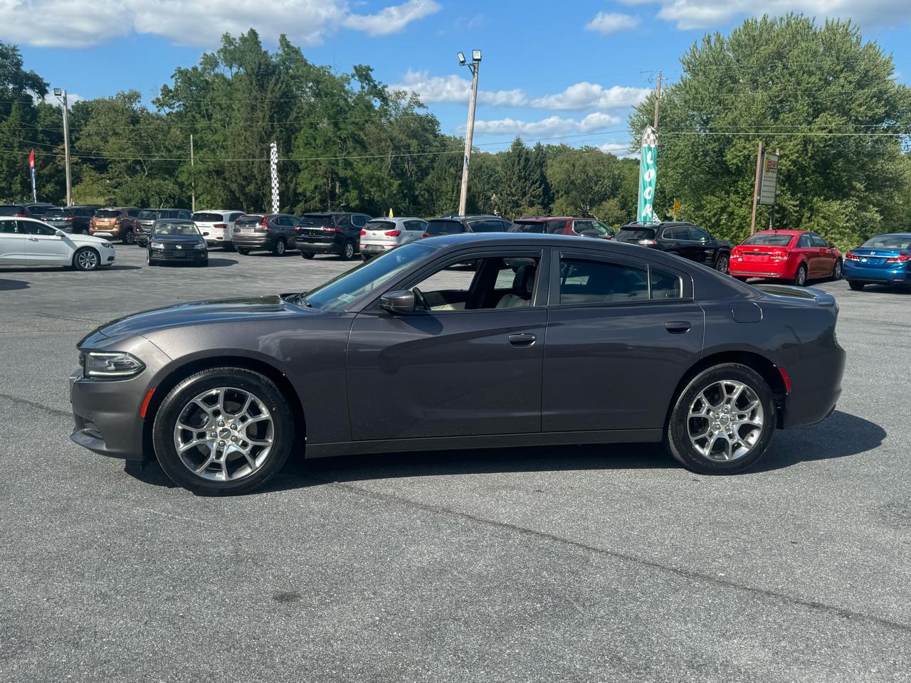 Dodge Charger 4dr Sdn SXT AWD 2016