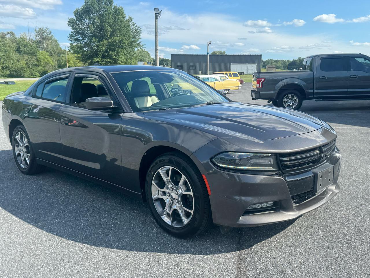 Dodge Charger 4dr Sdn SXT AWD 2016
