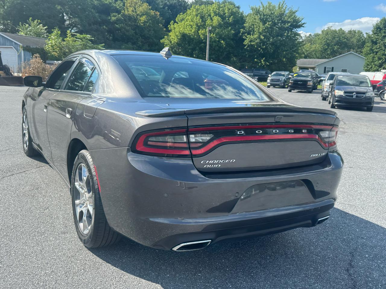 Dodge Charger 4dr Sdn SXT AWD 2016