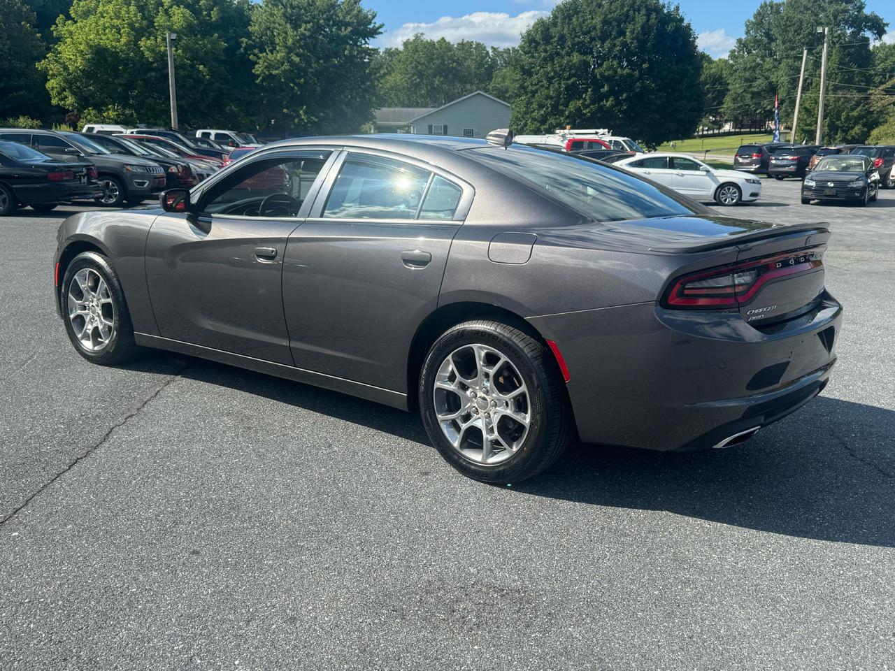 Dodge Charger 4dr Sdn SXT AWD 2016
