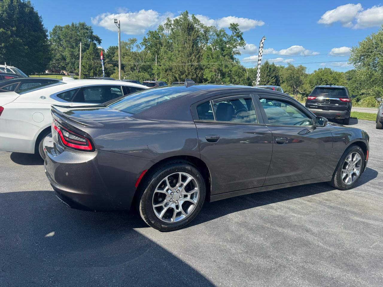 Dodge Charger 4dr Sdn SXT AWD 2016