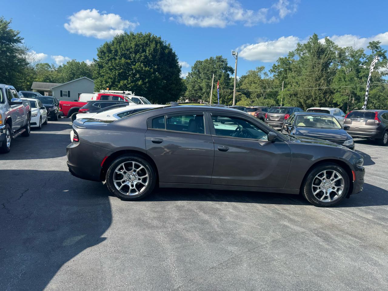 Dodge Charger 4dr Sdn SXT AWD 2016