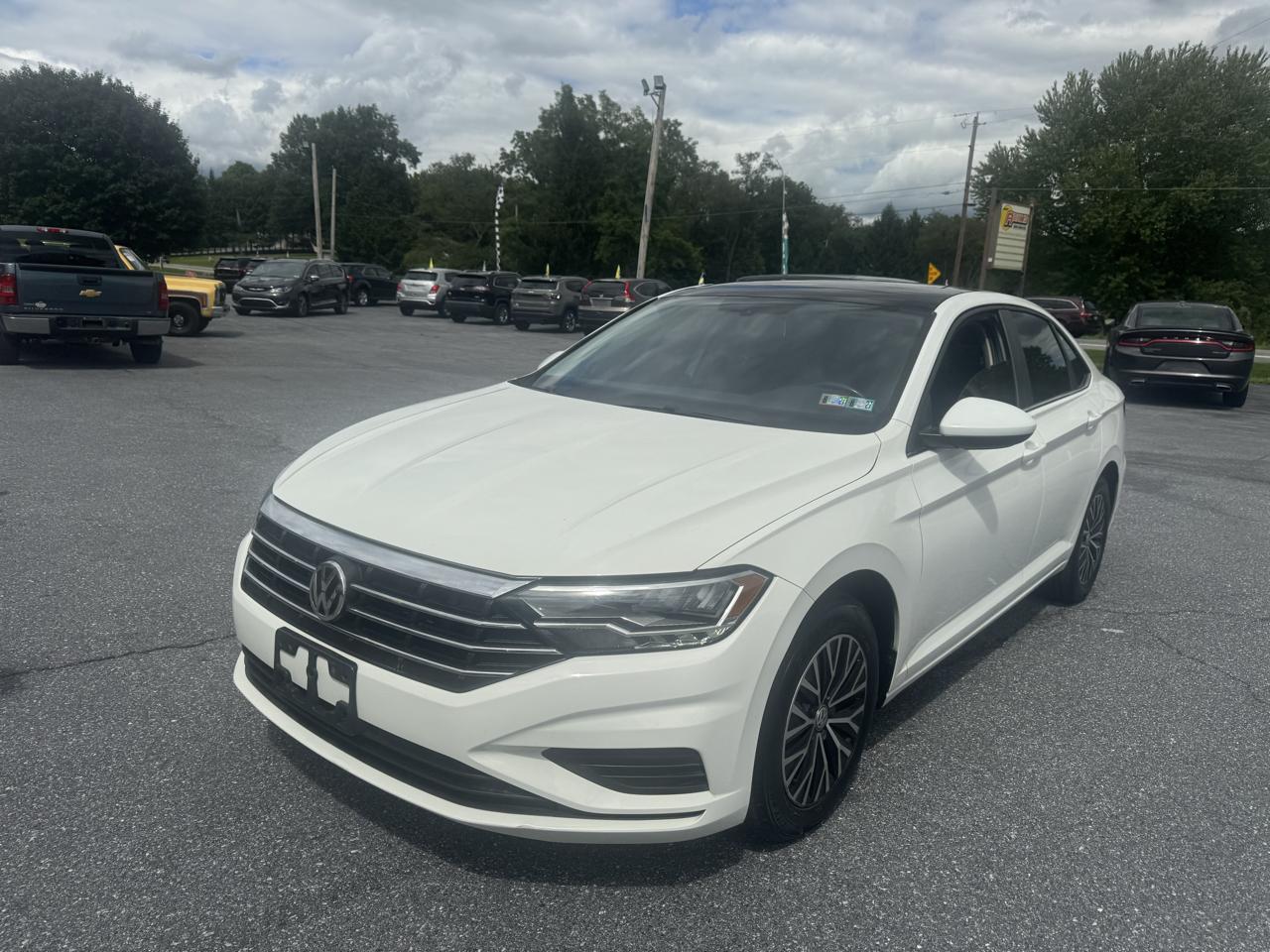Volkswagen Jetta R-Line Auto 2019