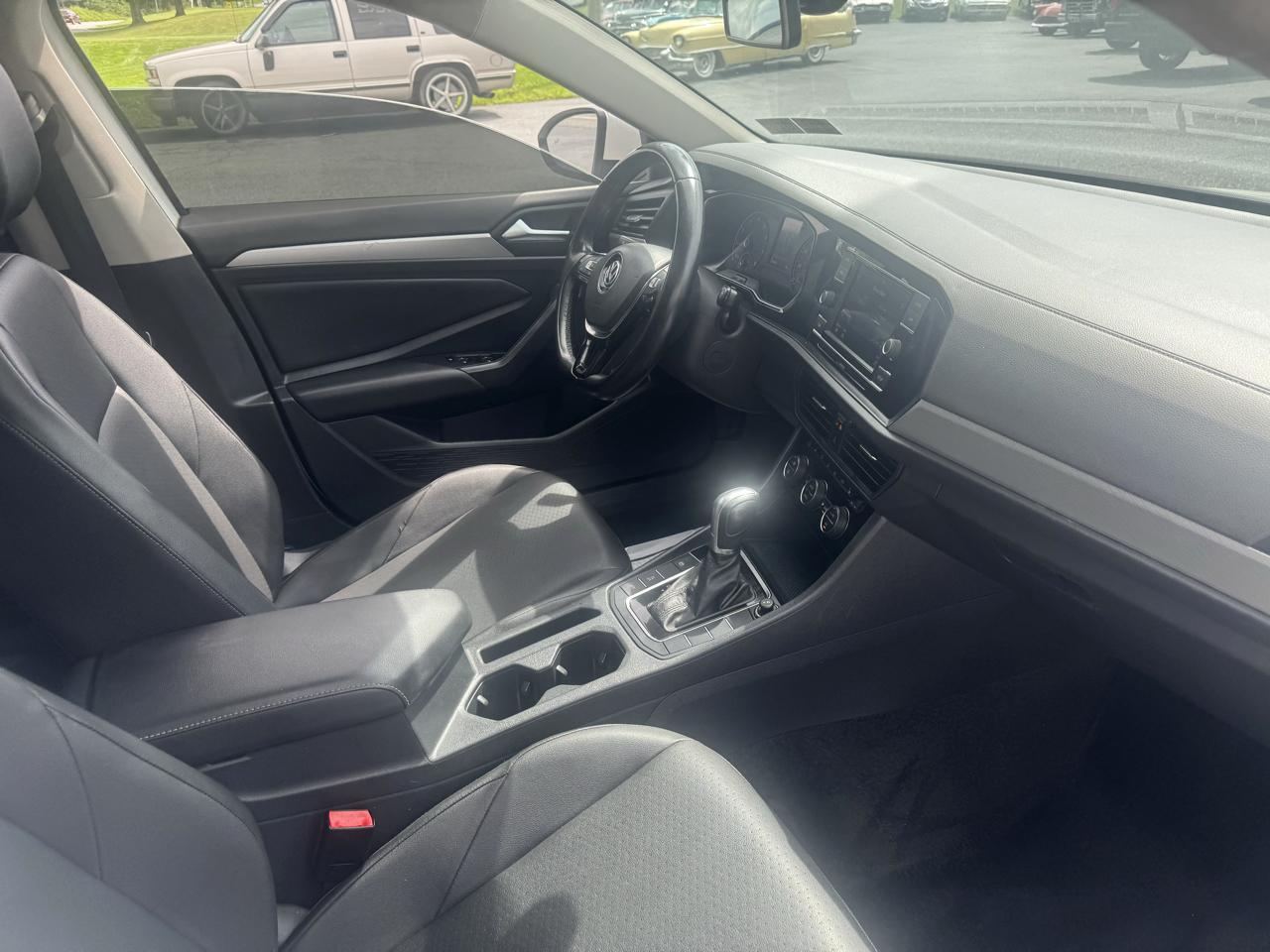 Volkswagen Jetta R-Line Auto 2019