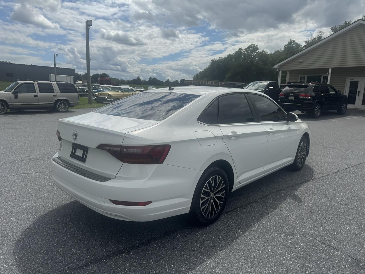 Volkswagen Jetta R-Line Auto 2019