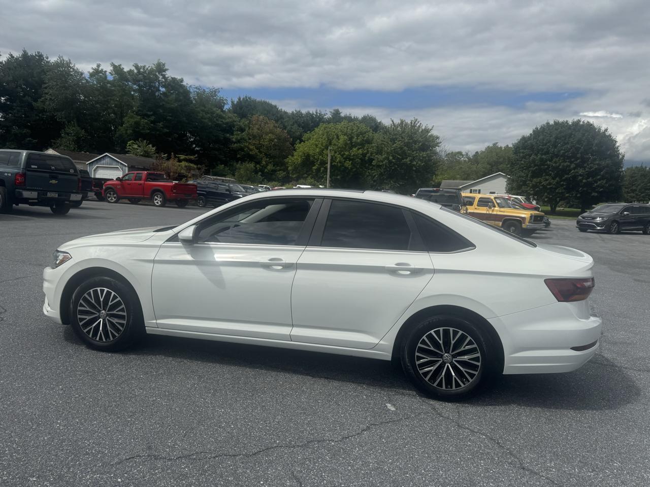 Volkswagen Jetta R-Line Auto 2019