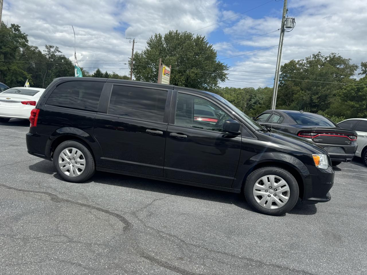 Dodge Grand Caravan photo 6