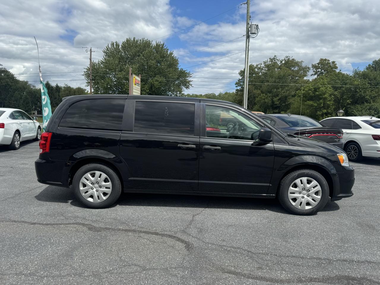 Dodge Grand Caravan photo 9