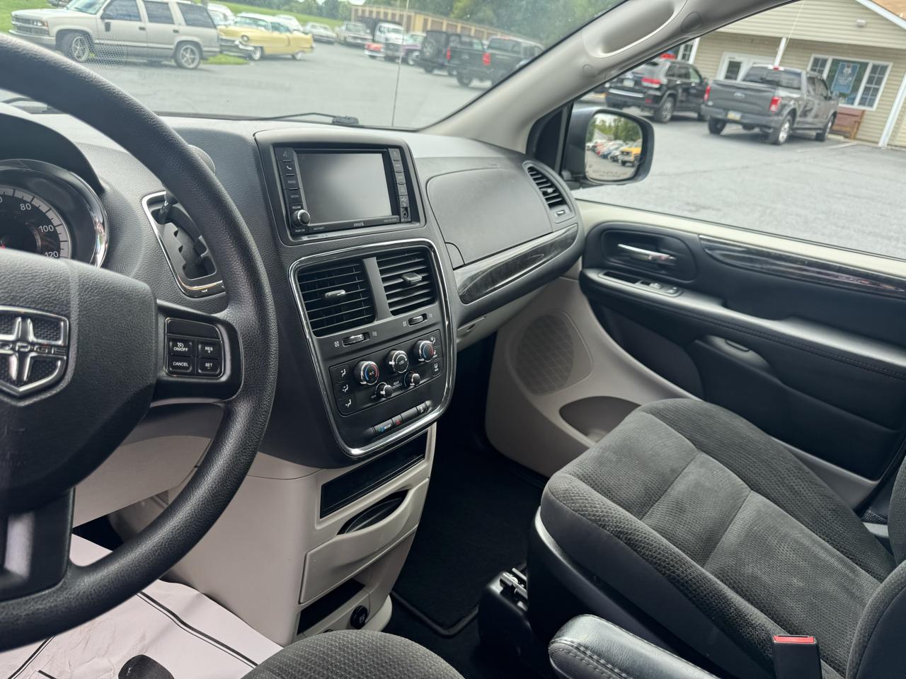 Dodge Grand Caravan photo 14
