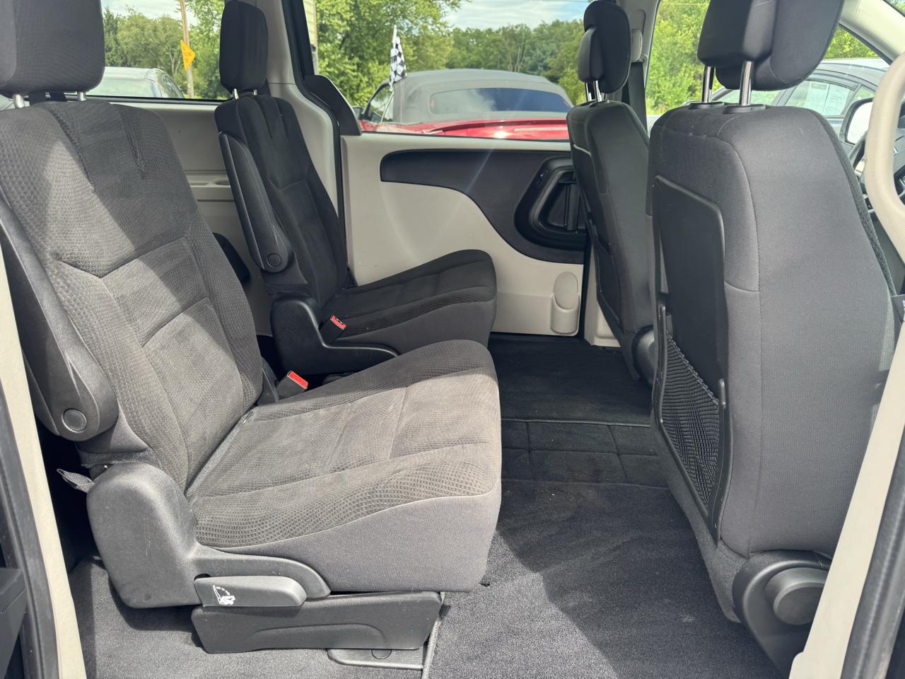 Dodge Grand Caravan photo 23