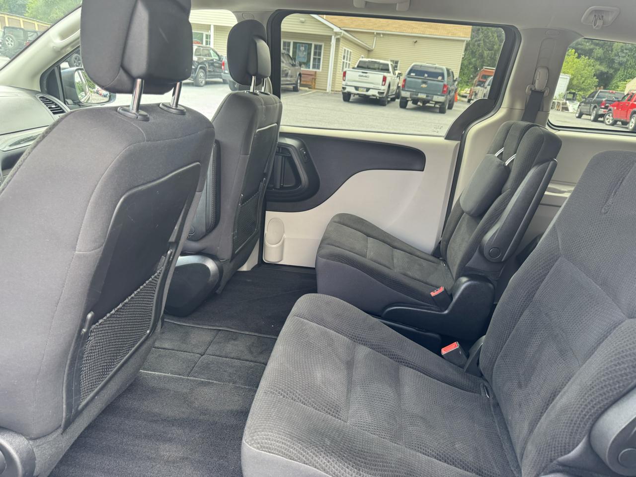 Dodge Grand Caravan photo 25