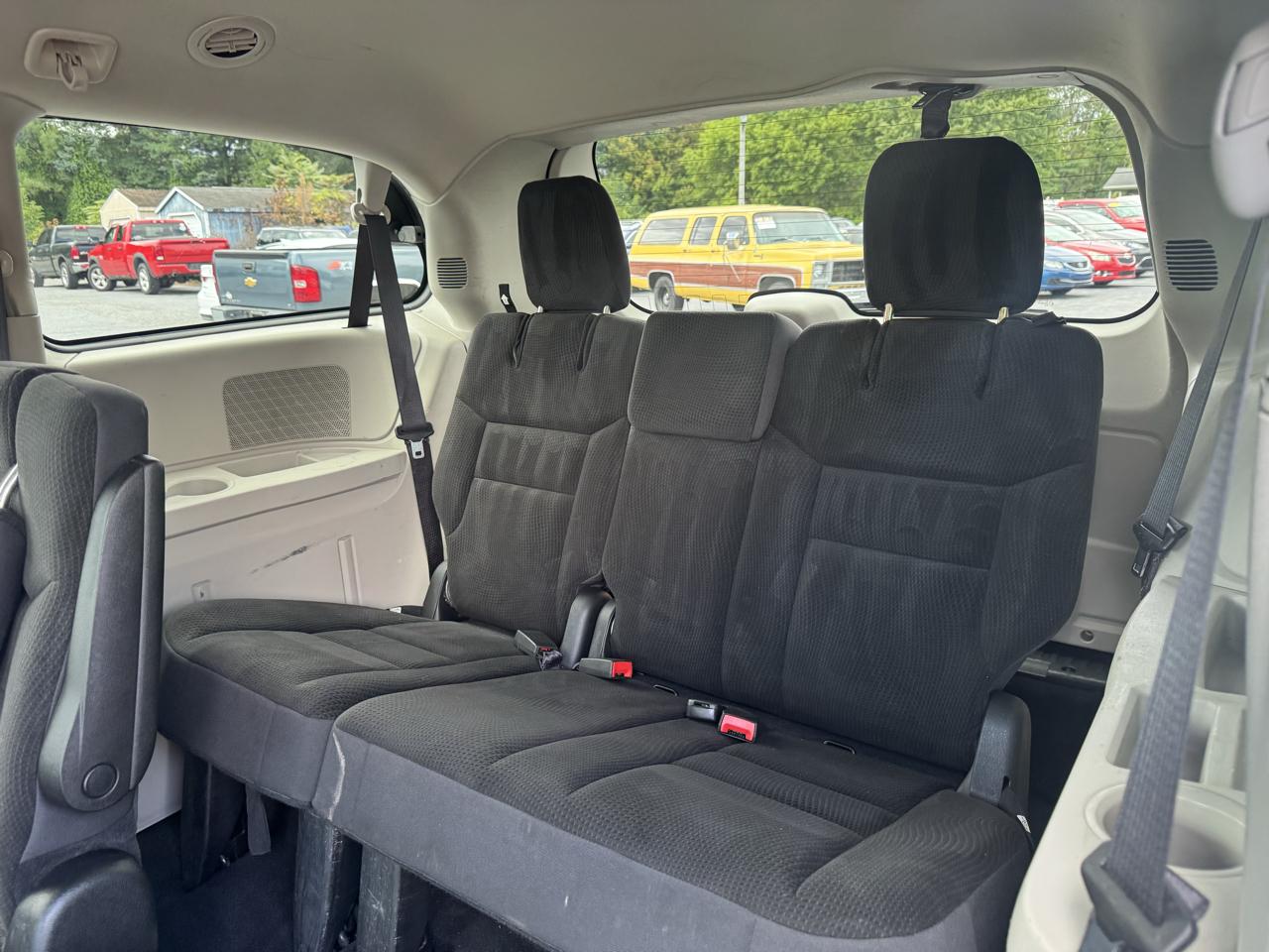 Dodge Grand Caravan photo 27