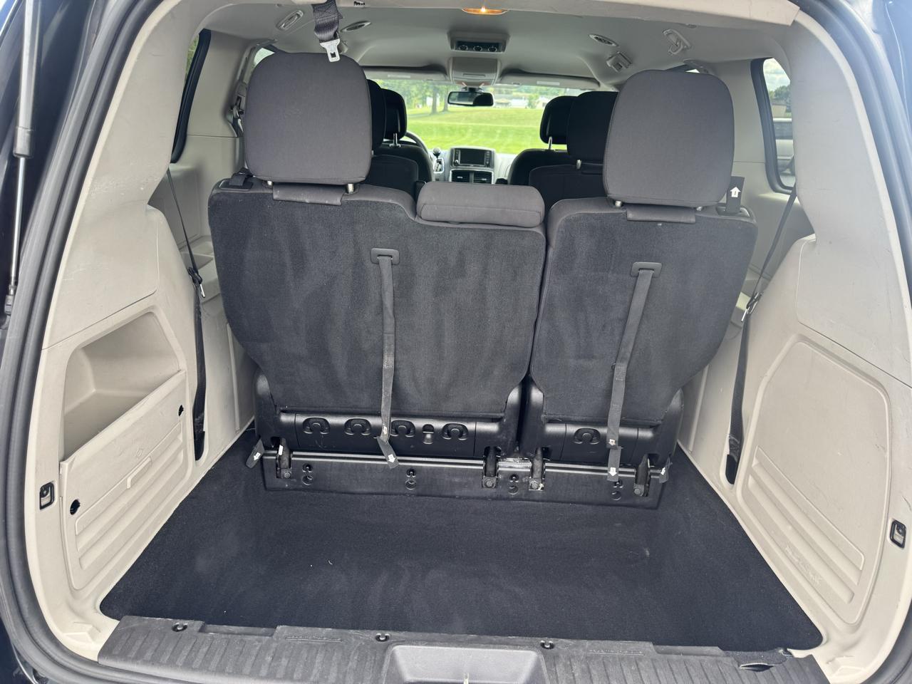 Dodge Grand Caravan photo 30