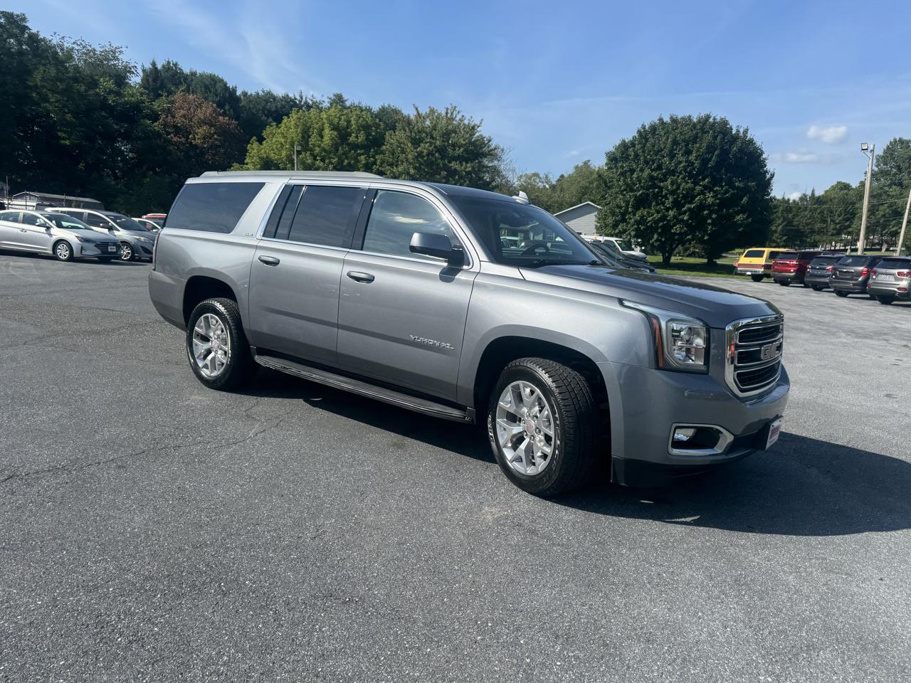 GMC Yukon XL 4WD 4dr SLE 2019