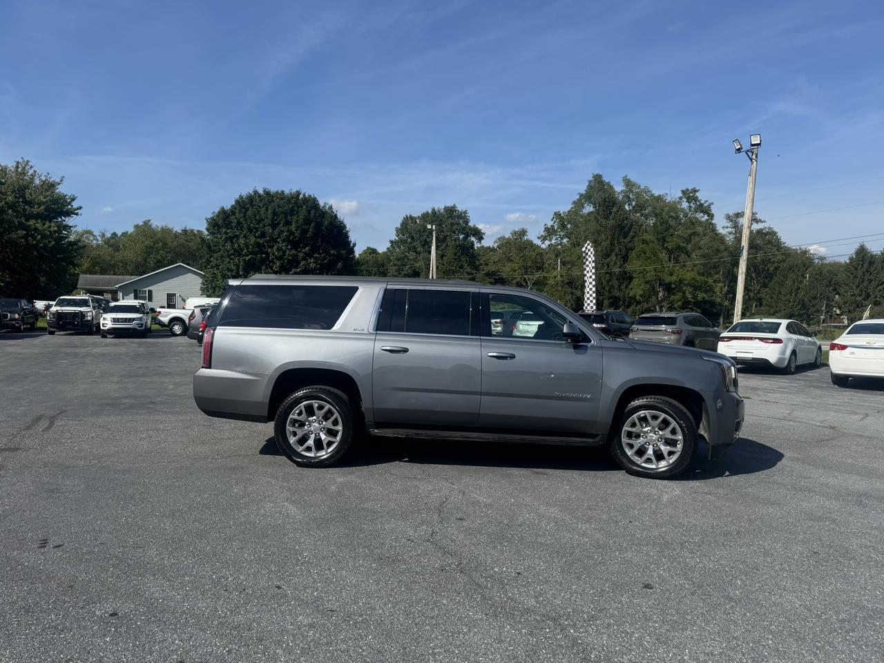 GMC Yukon XL 4WD 4dr SLE 2019
