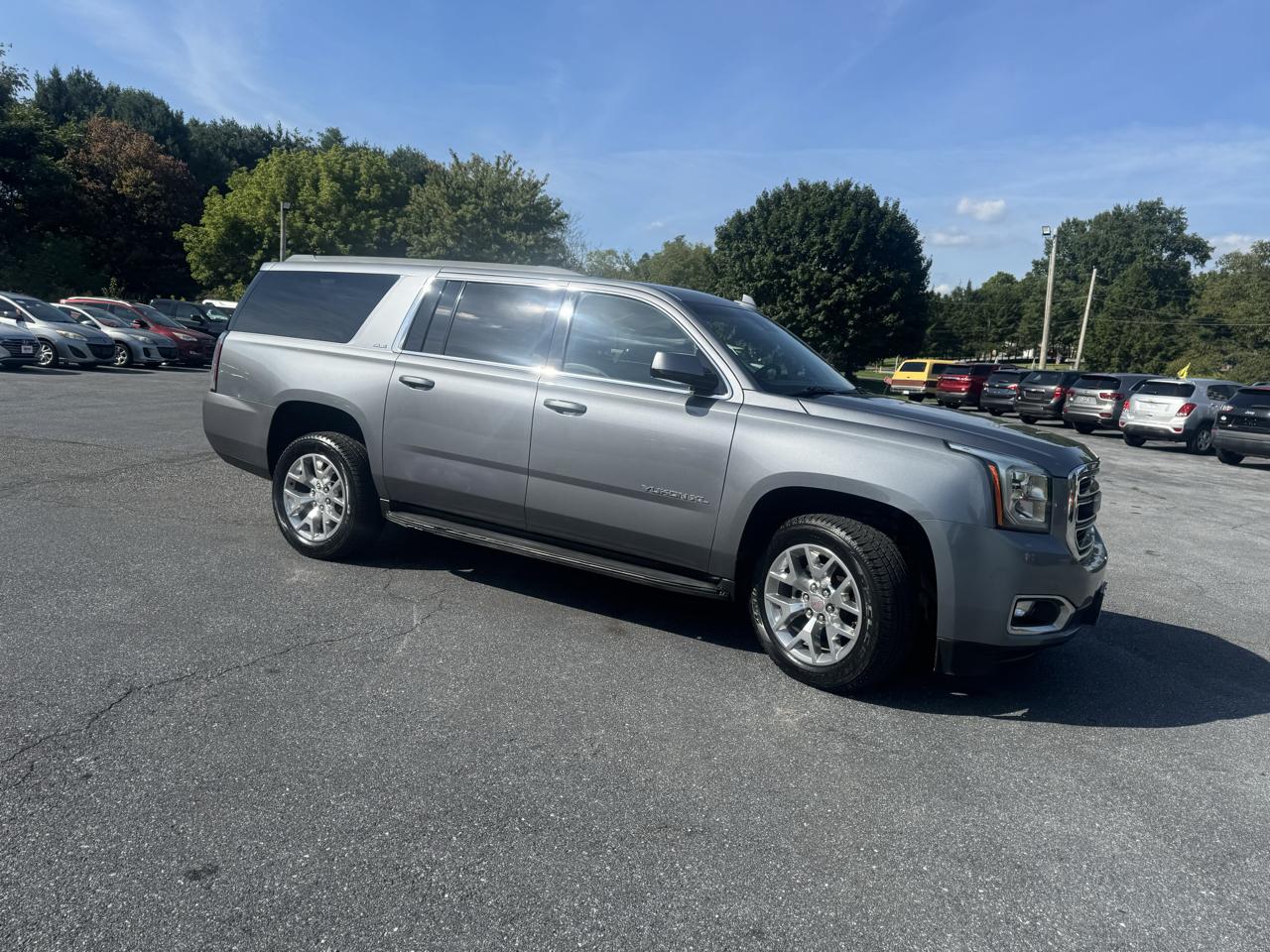 GMC Yukon XL 4WD 4dr SLE 2019