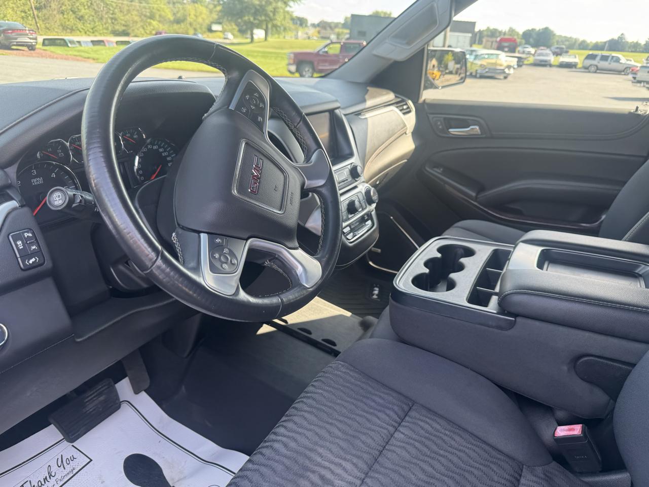 GMC Yukon XL 4WD 4dr SLE 2019