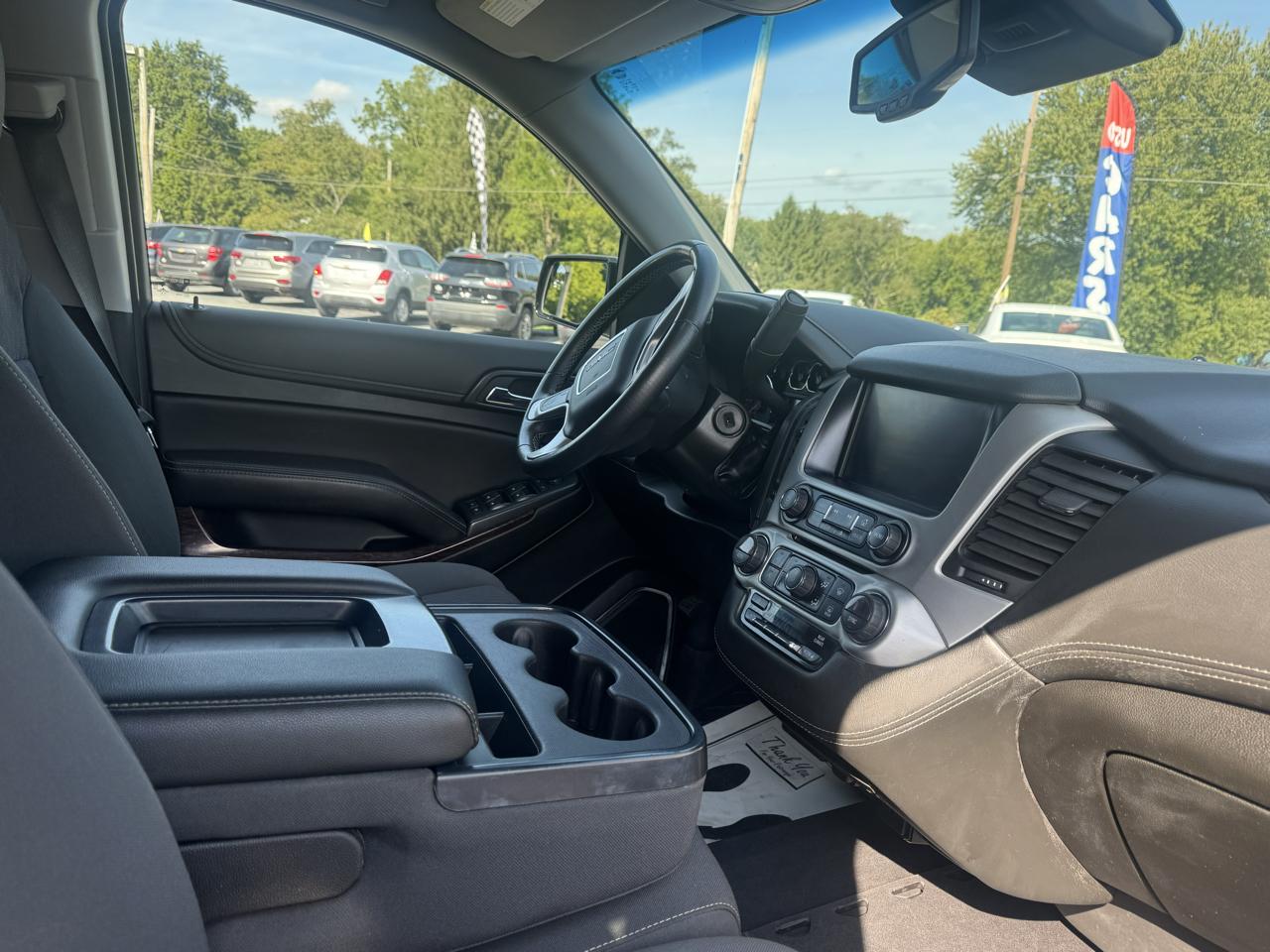 GMC Yukon XL 4WD 4dr SLE 2019