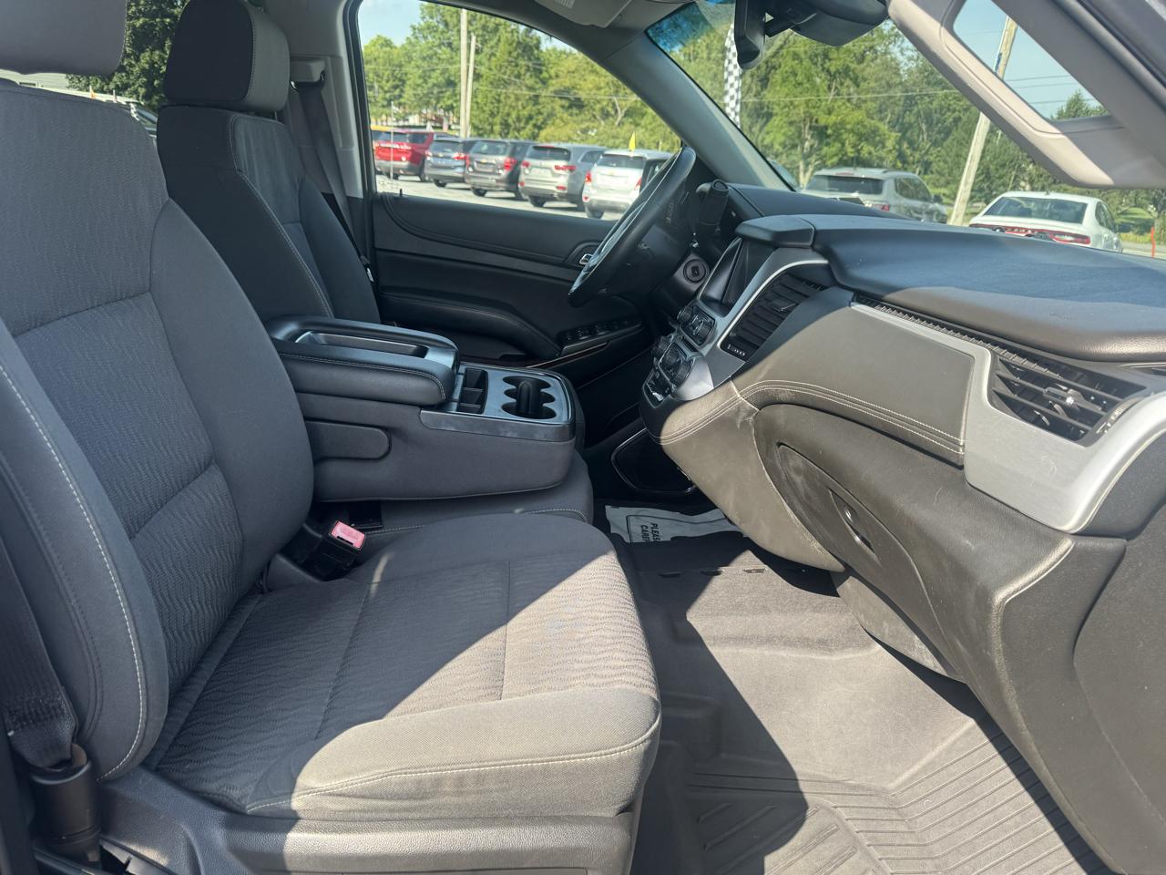 GMC Yukon XL 4WD 4dr SLE 2019