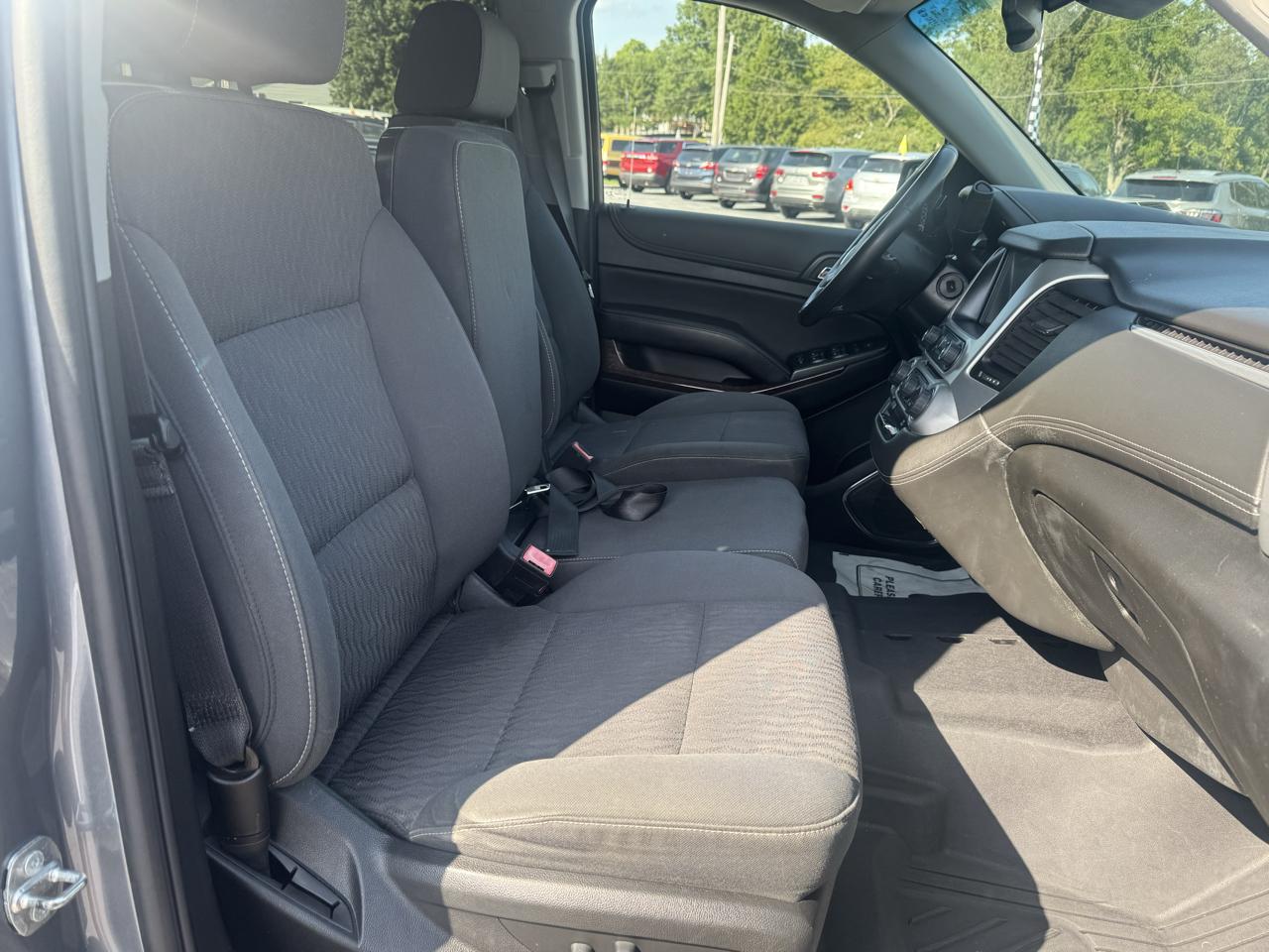 GMC Yukon XL 4WD 4dr SLE 2019