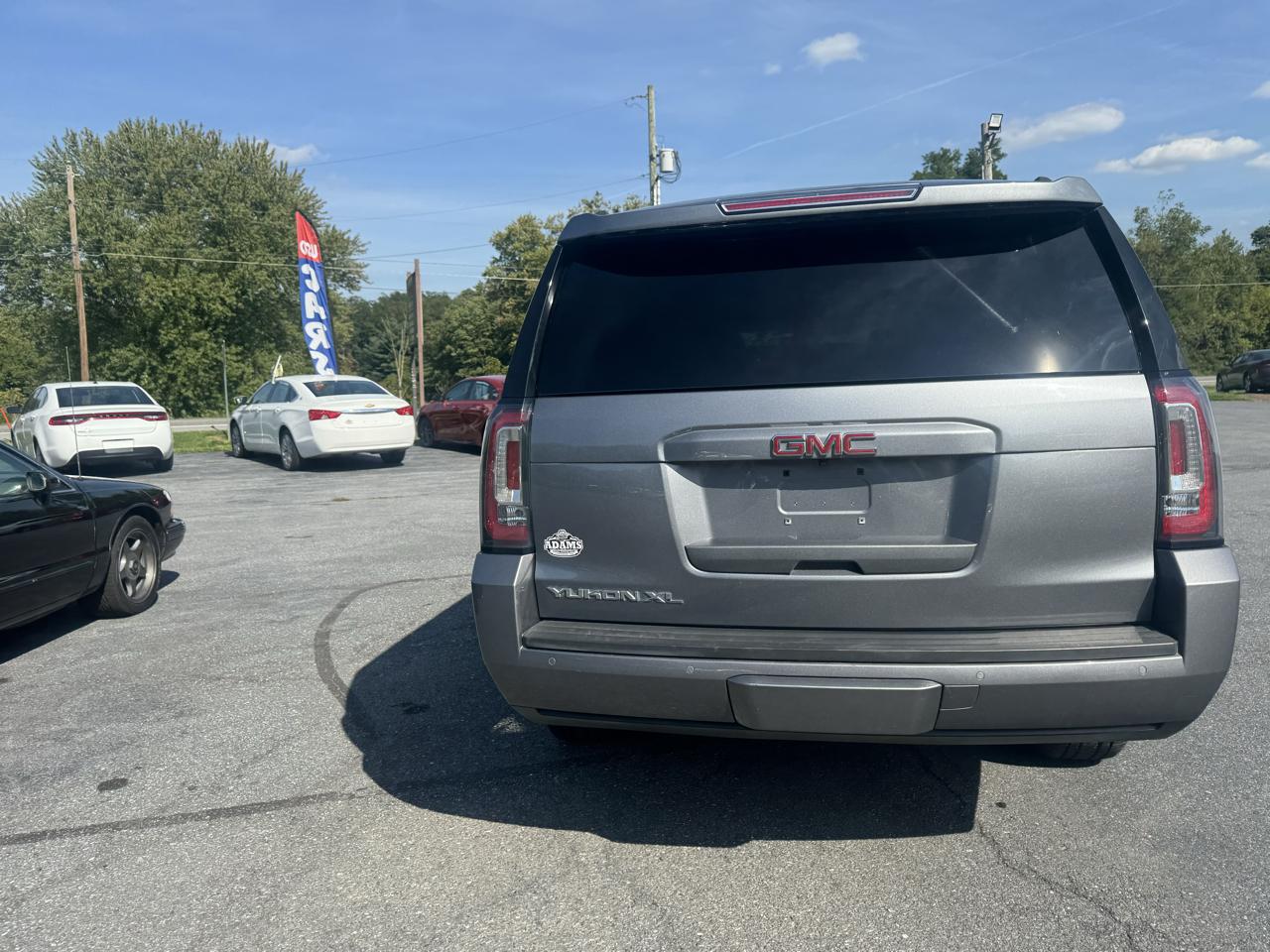 GMC Yukon XL 4WD 4dr SLE 2019
