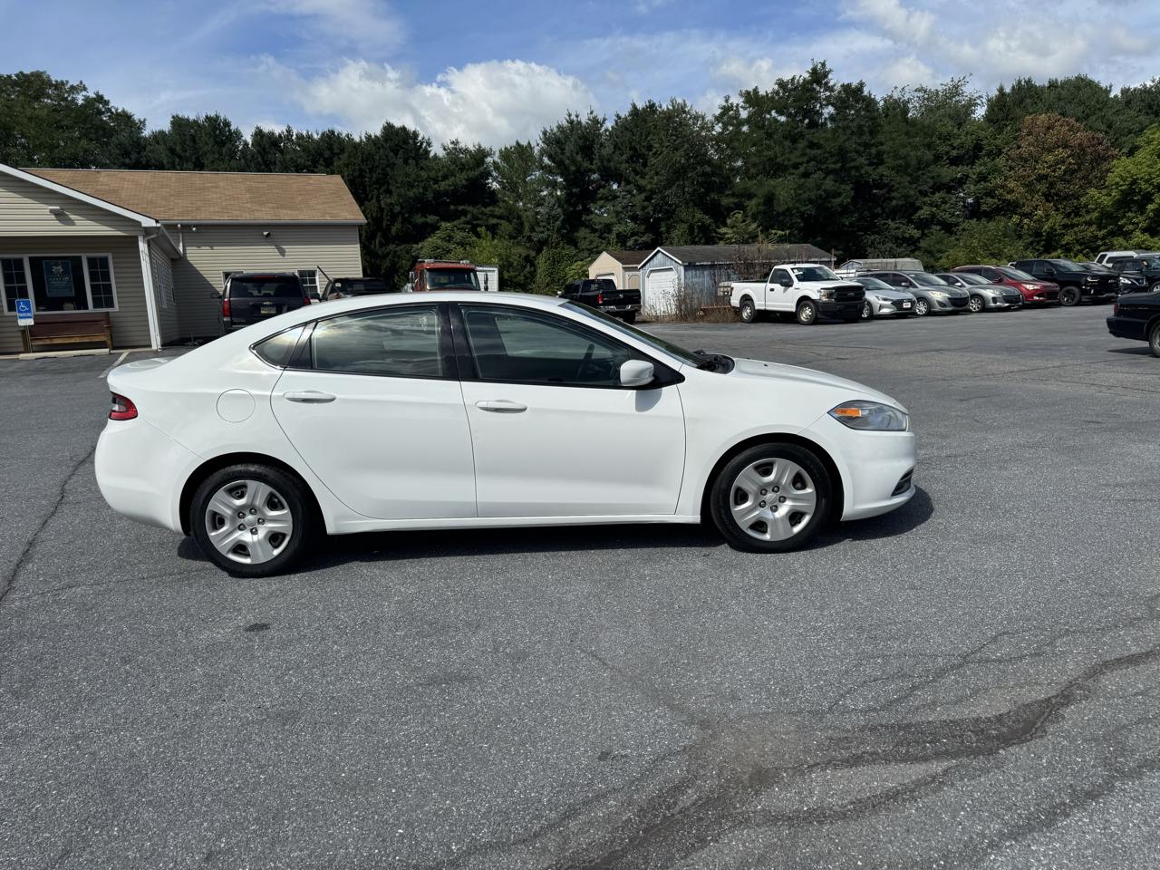Dodge Dart 4dr Sdn SE 2015