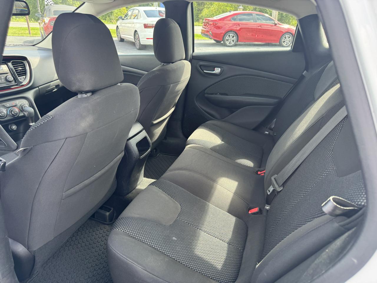 Dodge Dart 4dr Sdn SE 2015